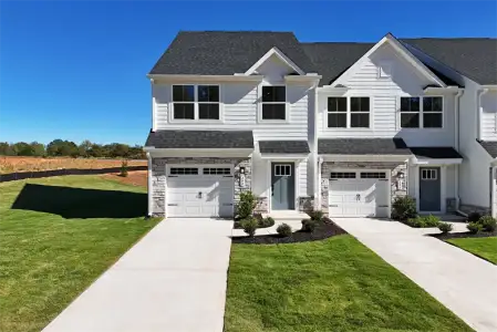 New construction Single-Family house 240 Jango Cir, Greer, SC 29651 - image