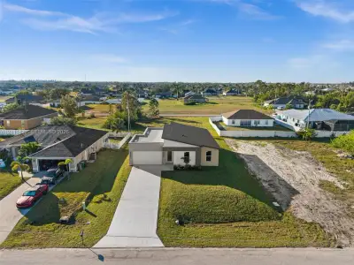 New construction Single-Family house 2814 Nw 5Th Ter, Cape Coral, FL 33993 - image