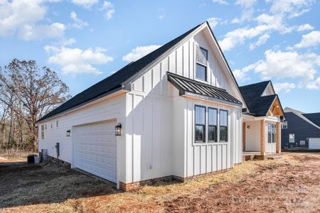 New construction Single-Family house 4227 Brandy Creek Ct, Clover, SC 29710 null- photo 2 2