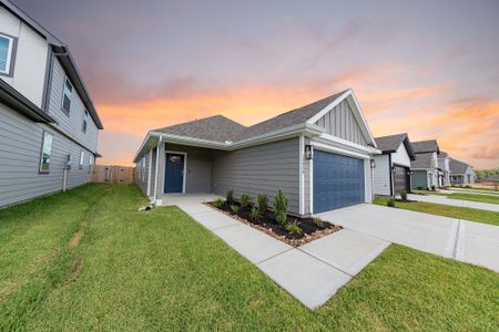 New construction Single-Family house 13626 Kit Run, Splendora, TX 77372 plan The Grove - image 2