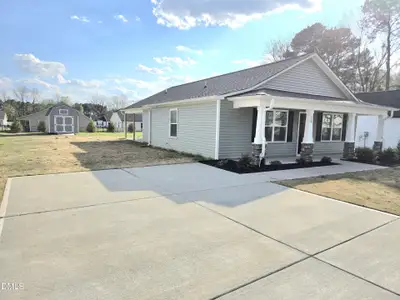 New construction Single-Family house 139 W Allen St, Four Oaks, NC 27524 - image