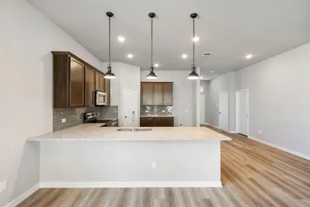 New construction Single-Family house Seguin, TX 78155 plan The 2082 - image 9