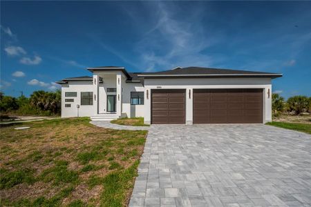 New construction Single-Family house 10165 10157 Kingsville Dr, Port Charlotte, FL 33981 - image