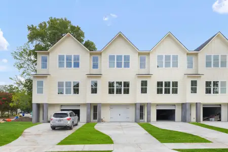 New construction Townhouse house 1606 Lauda Dr, Mount Pleasant, SC 29464 - image