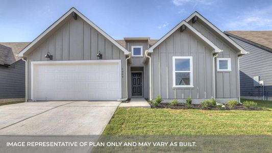 New construction Single-Family house 1722 Windsor Ct, Lockhart, TX 78644 - photo 0