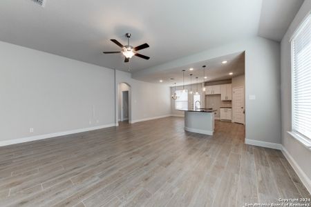 New construction Single-Family house 2256 Bluestem Bnd, New Braunfels, TX 78132 Uvalde- photo 5 5