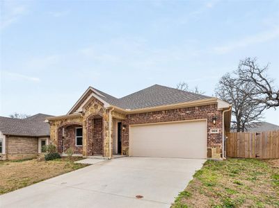 New construction Single-Family house 964 Ben Dr, Springtown, TX 76082 null- photo 2 2