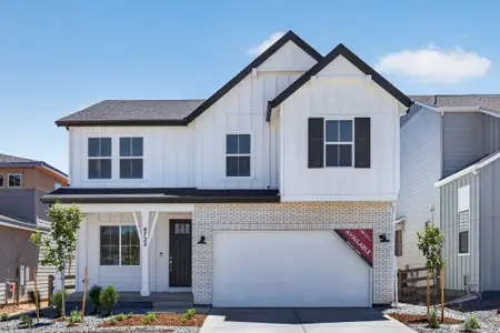 New construction Single-Family house 8722 Whiteclover St, Littleton, CO 80125 plan Granby - image
