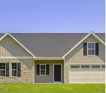 New construction Single-Family house 1529 Eastbay Dr, Fayetteville, NC 28312 - image