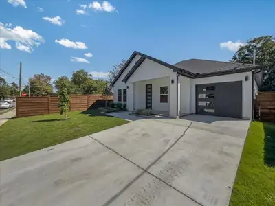 New construction Single-Family house 1638 Garden Dr, Dallas, TX 75215 - image