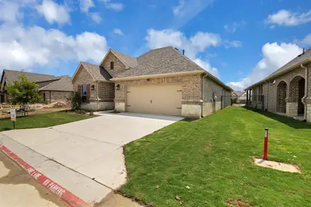 New construction Single-Family house 6121 Villaggio Wy, Fort Worth, TX 76132 Portico- photo 2 2