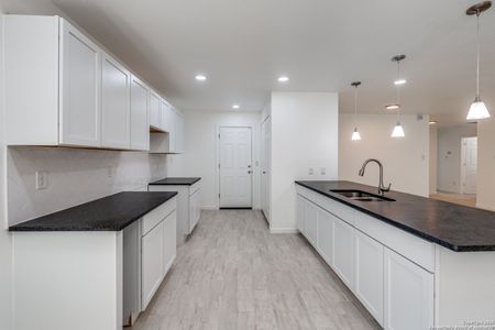 New construction Single-Family house 931 Yucca, San Antonio, TX 78220 null- photo 17 17