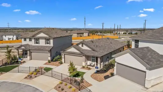 New construction Single-Family house 297 Breezy Ln, San Antonio, TX 78253 - image