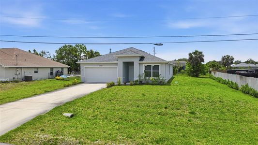 New construction Single-Family house 2720 Nw 20Th Ter, Cape Coral, FL 33993 - image