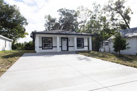 New construction Single-Family house 434 W Walts Avenue, Deland, FL 32720 - photo 0