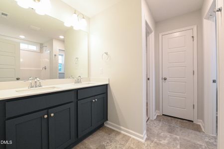 New construction Single-Family house 101 Hill Valley Dr, La Grange, NC 28551 - image 7