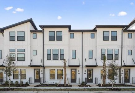 New construction Townhouse house 15333 Hamlin Park Dr, Winter Garden, FL 34787 - image