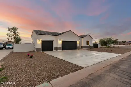 New construction Single-Family house 14910 S Country Club Dr, Arizona City, AZ 85123 - image