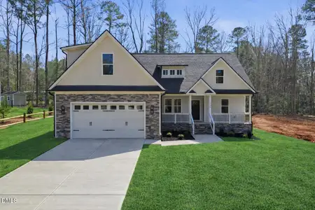 New construction Single-Family house 136 Nakoma Dr, Louisburg, NC 27549 - image