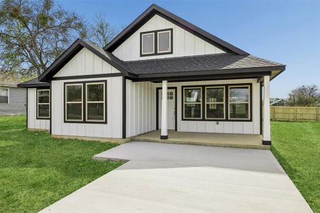 New construction Single-Family house 608 E South St, Itasca, TX 76055 - image