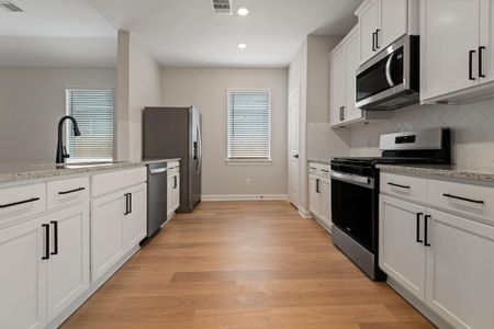 New construction Single-Family house 21540 Bluebonnet Bay Dr, Magnolia, TX 77354 - image