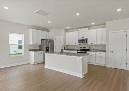 New construction Single-Family house 1429 Nia Rd, Charlotte, NC 28215 plan Camden - image 6