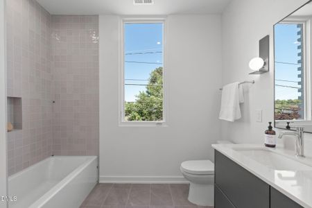 New construction Townhouse house 1304 Chamblee Hill Ct, Raleigh, NC 27608 - image 6