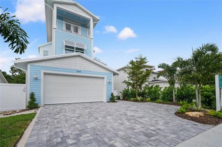 New construction Single-Family house 1647 Siesta Dr, Sarasota, FL 34239 - image