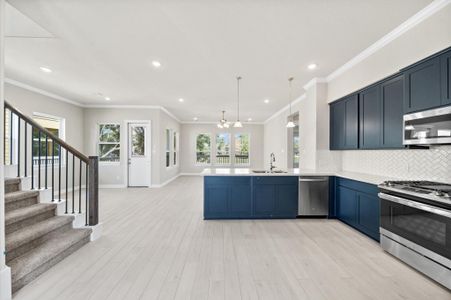 New construction Single-Family house 3905 Peacock Isle Dr, Dickinson, TX 77539 - image 6