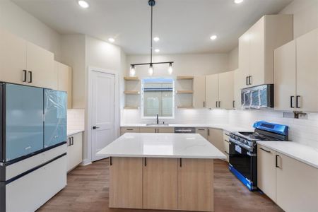 New construction Single-Family house 1946 Purswell Rd, Houston, TX 77055 null- photo 5 5