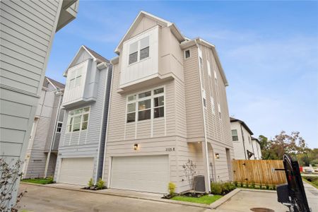 New construction Single-Family house 2125 Hoskins Dr, Unit C, Houston, TX 77080 - image