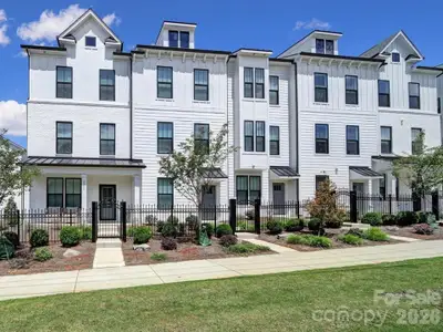 New construction Townhouse house 4202 Alexander View Dr, Charlotte, NC 28226 - image