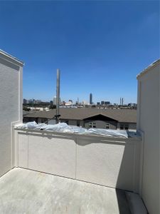 New construction Single-Family house 5821 Winsome Ln, Houston, TX 77057 - image