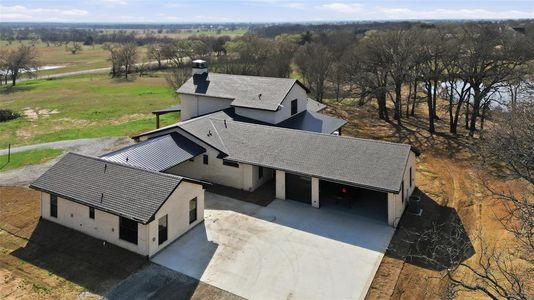 New construction Single-Family house 860 County Rd 208, Gainesville, TX 76240 - image