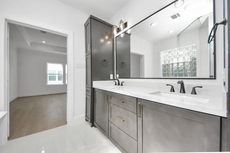 New construction Single-Family house 929 Fisher St, Unit F, Houston, TX 77018 - image 14