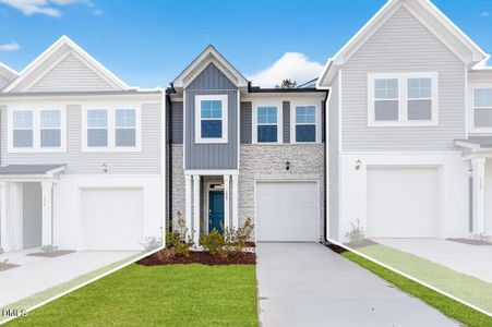 New construction Townhouse house 552 Barrington Row Ave, Zebulon, NC 27597 plan Fairview - Townhomes - image