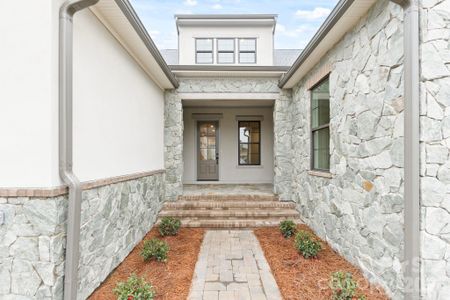 New construction Single-Family house 8212 Farm Crossing Ln, Huntersville, NC 28078 - image 3