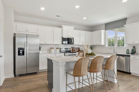 New construction Single-Family house 46 Winding Ridge Trl, Jefferson, GA 30549 plan Guava - image 6