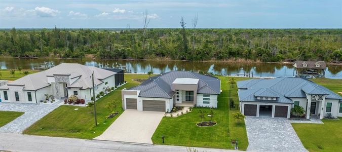 New construction Single-Family house 16692 Liggett Cir, Port Charlotte, FL 33981 - image