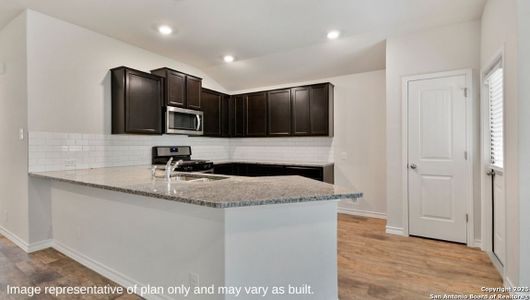 New construction Single-Family house 149 Hooded Dotterel, San Antonio, TX 78253 Torre - photo 6 6