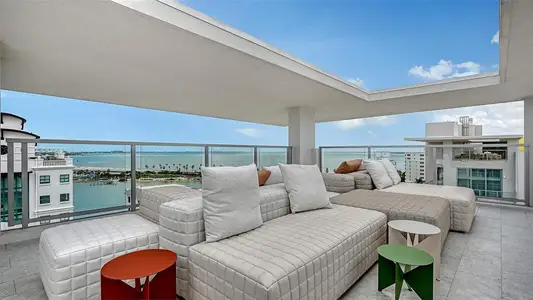 New construction Condo house 253 Golden Gate Pt, Unit 401, Sarasota, FL 34236 - image