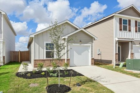 New construction Single-Family house 10644 Harlequinn, Adkins, TX 78101 plan Sundial - image