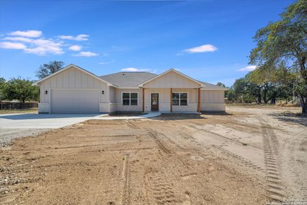 New construction Single-Family house 506 E Cr 6868, Natalia, TX 78059 - image