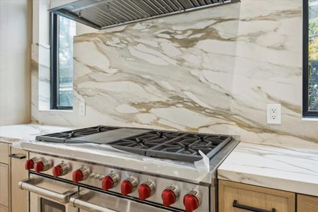 New construction Single-Family house 2102 Tangley St, Houston, TX 77005 - image 14