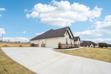 New construction Single-Family house 1176 Paradise Pkwy, Poolville, TX 76487 The Hudson- photo 4 4