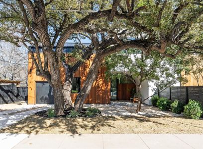 New construction Single-Family house 1716 Bouldin Ave, Austin, TX 78704 null- photo 1 1