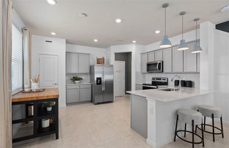 New construction Townhouse house 3262 Pondside Way, Sanford, FL 32773 Marigold- photo 1 1