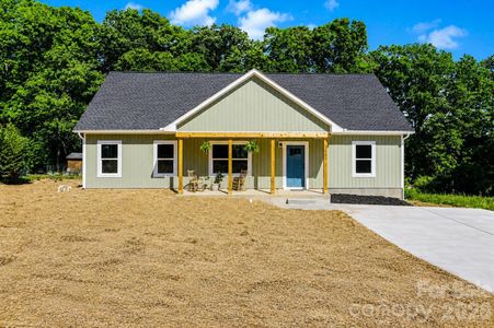 New construction Single-Family house 1452 Robinwood Rd, Gastonia, NC 28054 - image