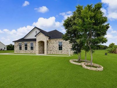 New construction Single-Family house 1220 Appaloosa Cir, Angleton, TX 77515 - image
