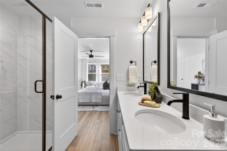 New construction Single-Family house 4207 Eagle Chase Dr, Charlotte, NC 28216 - image 17